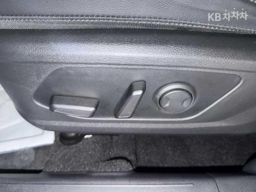 Kia Sportage — miniaturë 16