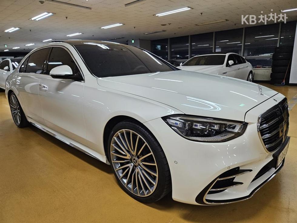 Mercedes-Benz S-klasse — miniaturë 2