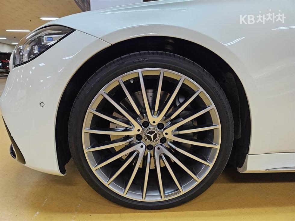 Mercedes-Benz S-klasse — miniaturë 7