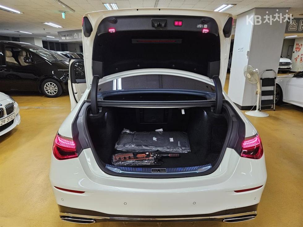Mercedes-Benz S-klasse — miniaturë 8