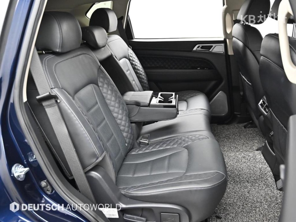 SsangYong Rexton — miniaturë 12