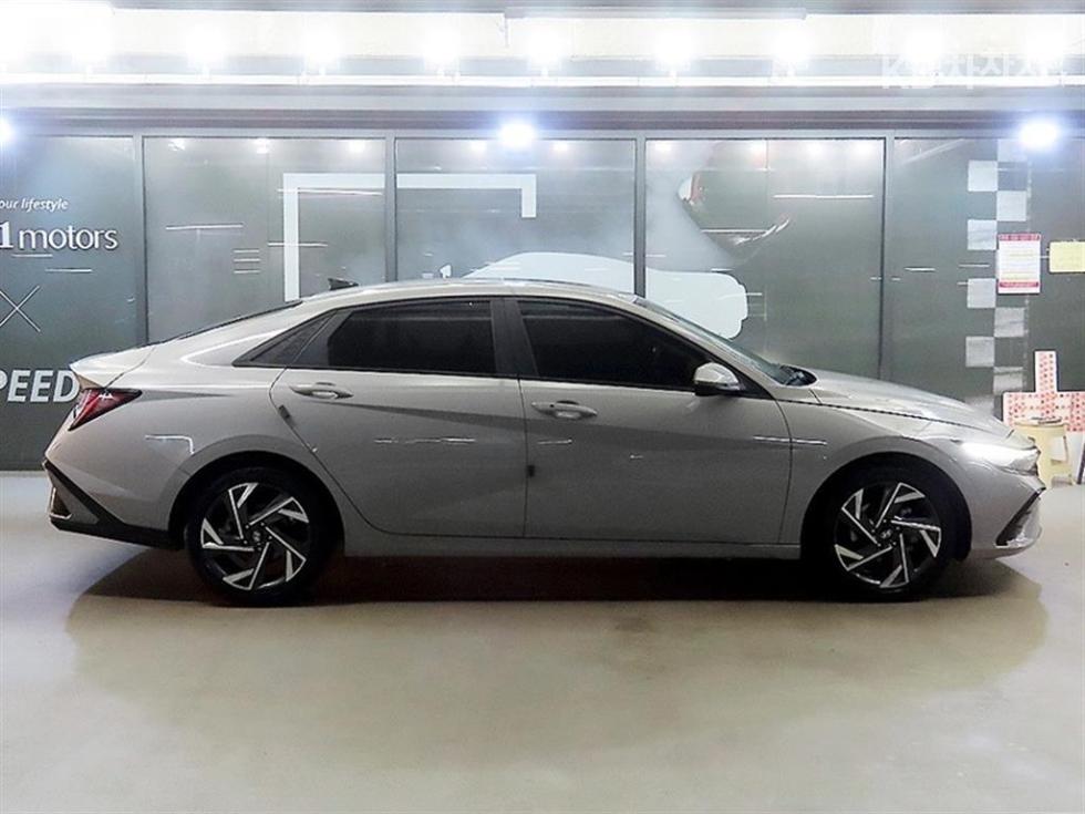 Hyundai Avante — miniaturë 3