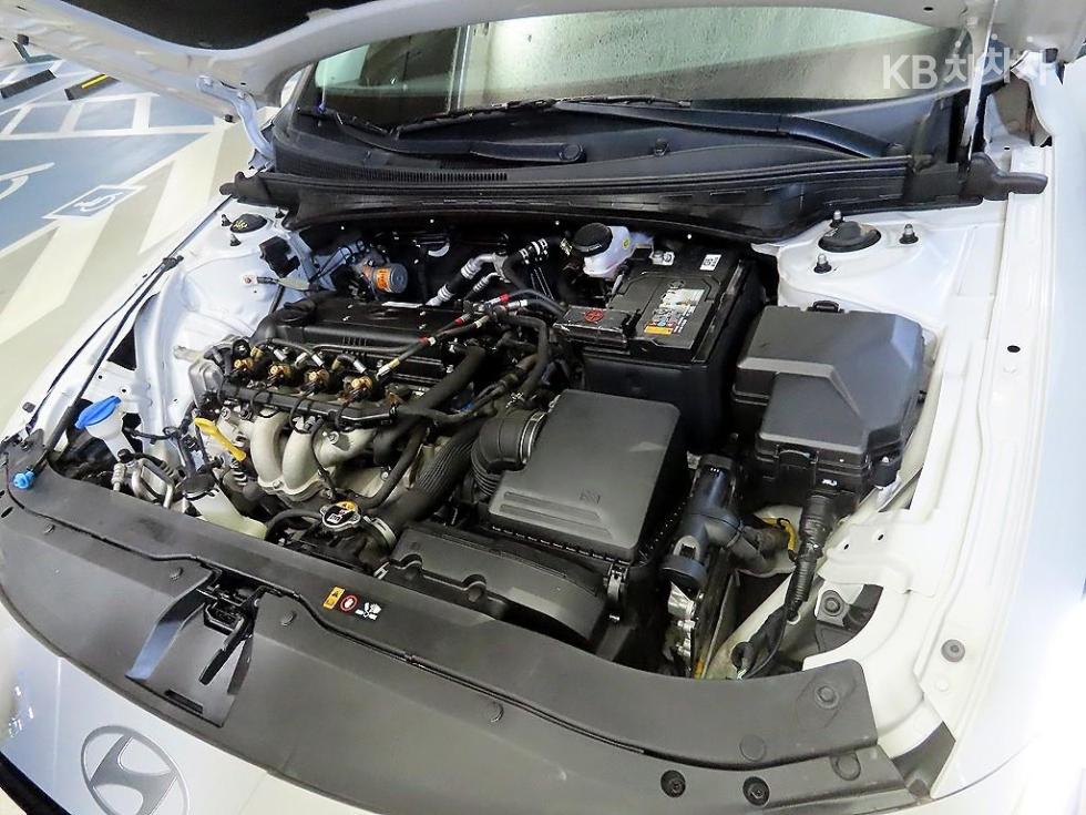 Hyundai Avante — miniaturë 19