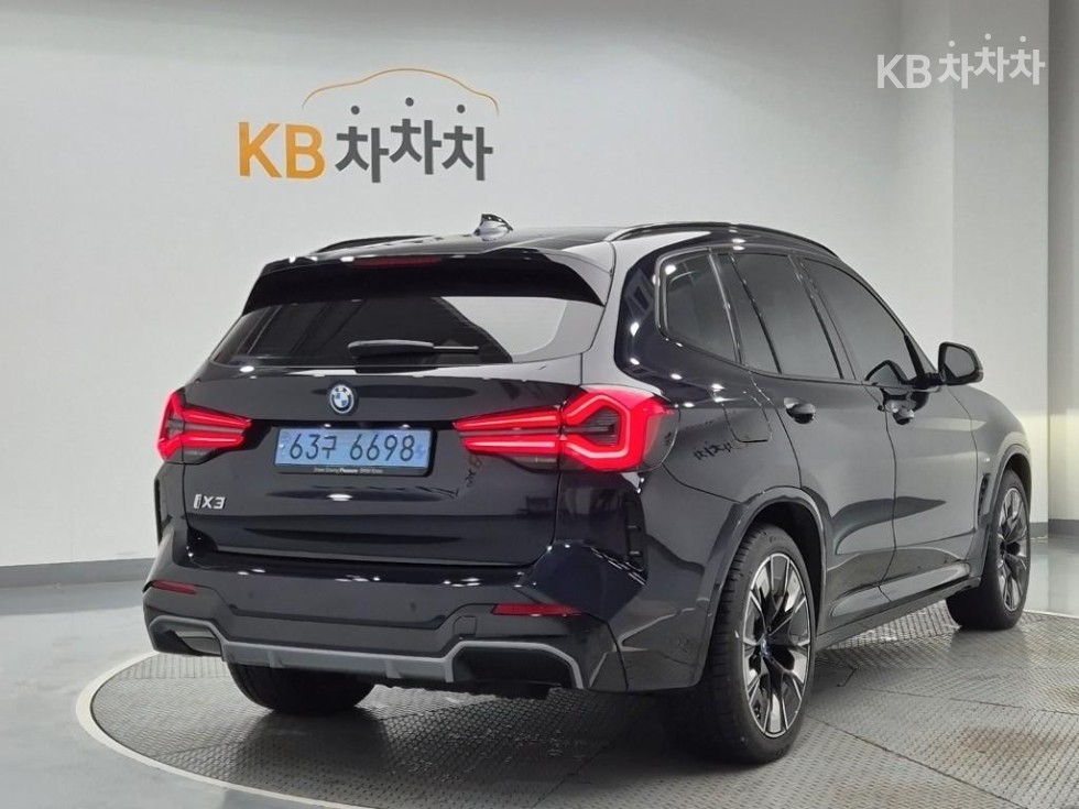 BMW iX3 M Sport Package — фото 3