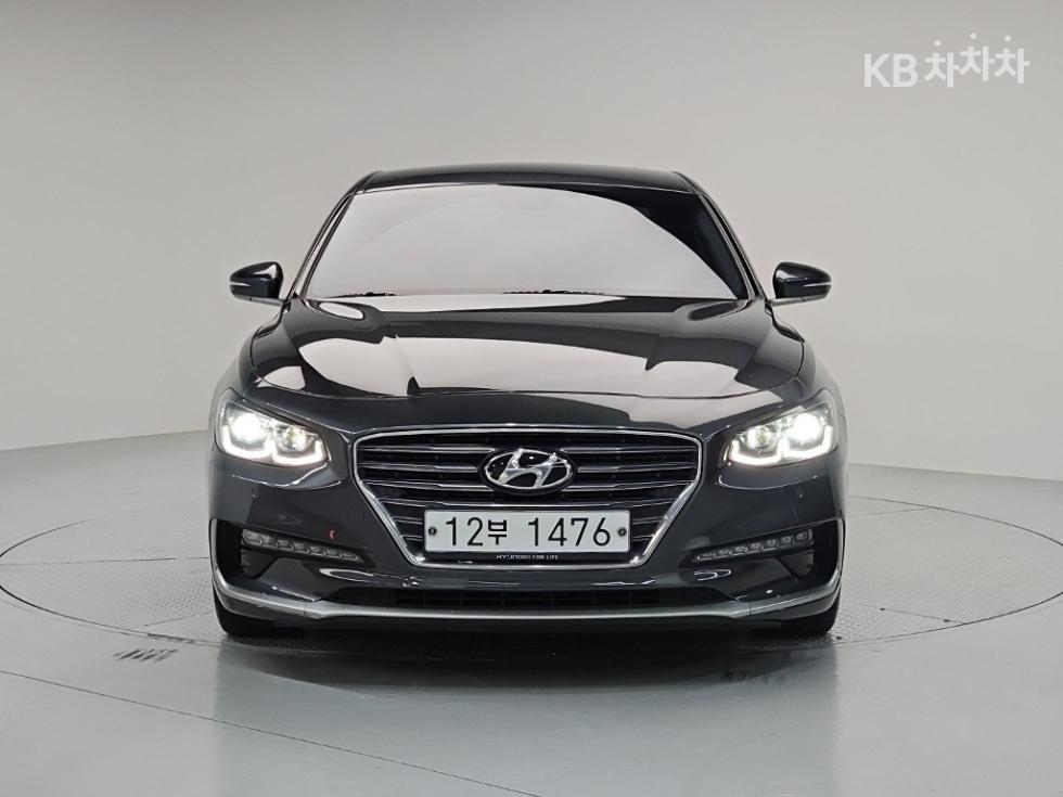 Hyundai Grandeur Premium Special — фото 2