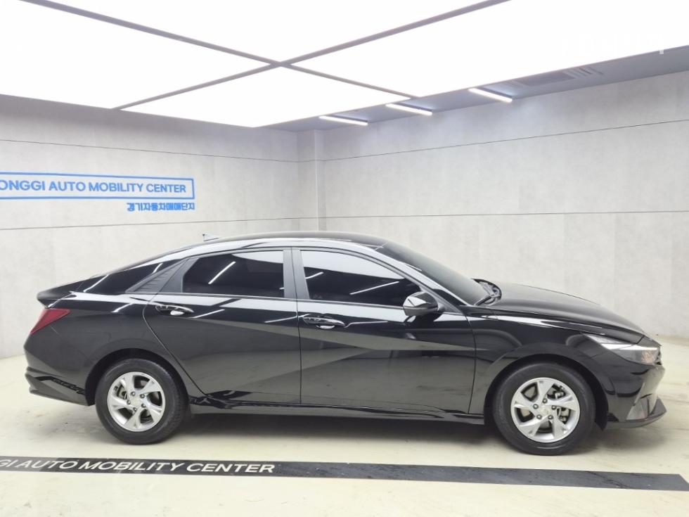 Hyundai Avante — фото 2