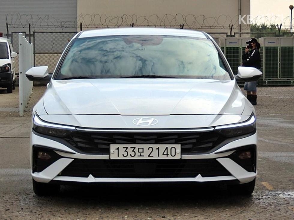 Hyundai Avante Smart — фото 1