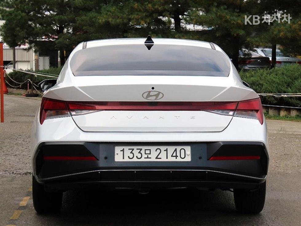 Hyundai Avante Smart — фото 4