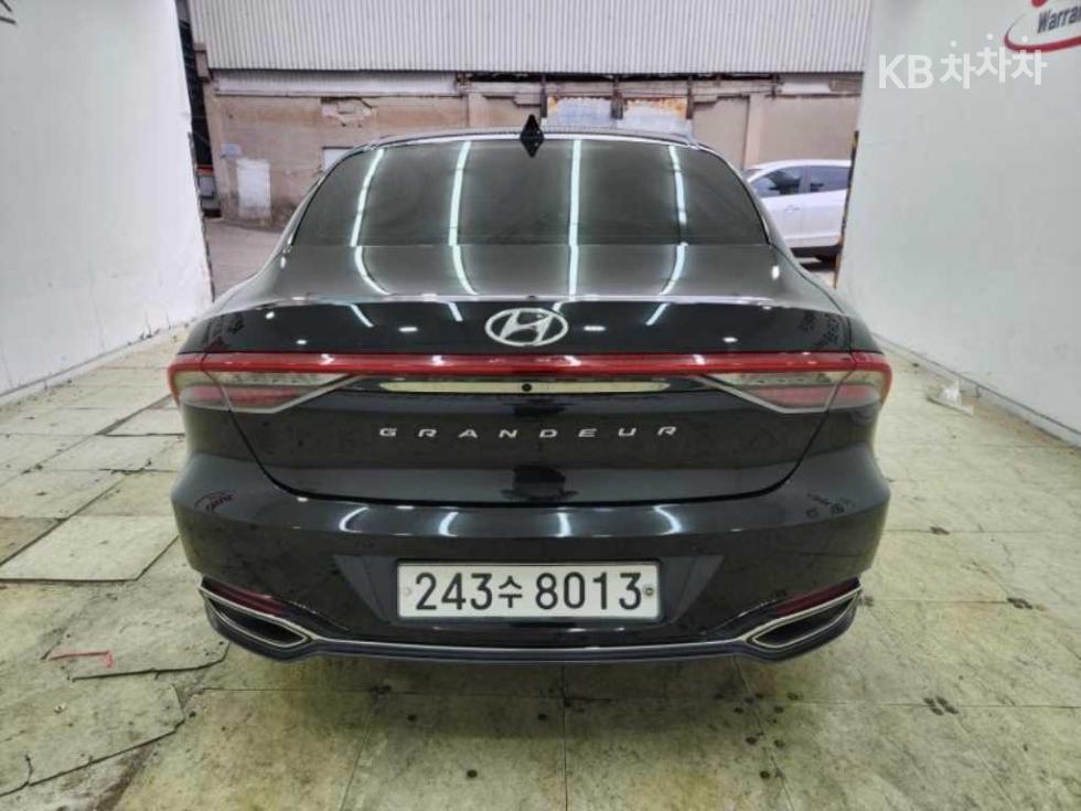 Hyundai Grandeur EXCLUSIVE — фото 3