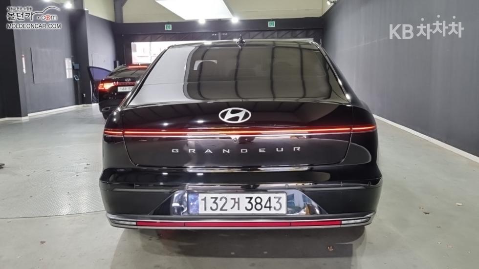 Hyundai Grandeur Premium — фото 4