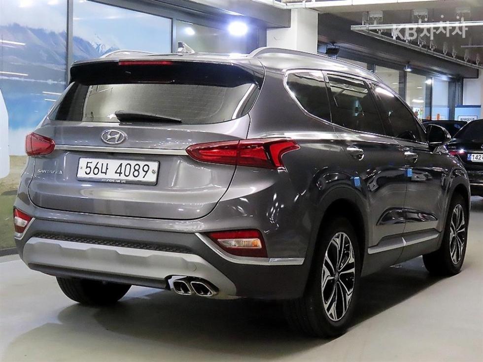 Hyundai Santa Fe EXCLUSIVE — фото 4
