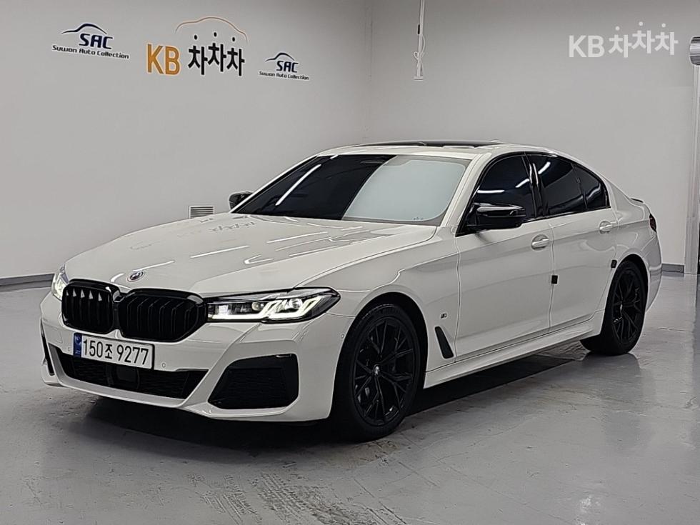 BMW 5 Series M Sport — фото 1