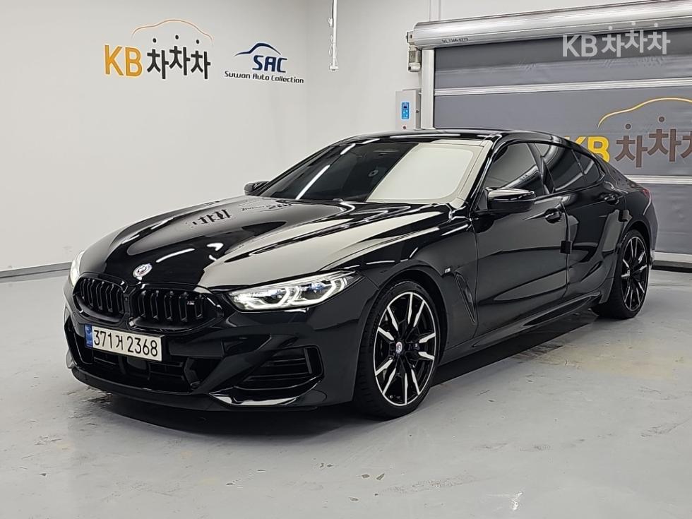 BMW 8 Series BASE MODEL — фото 1
