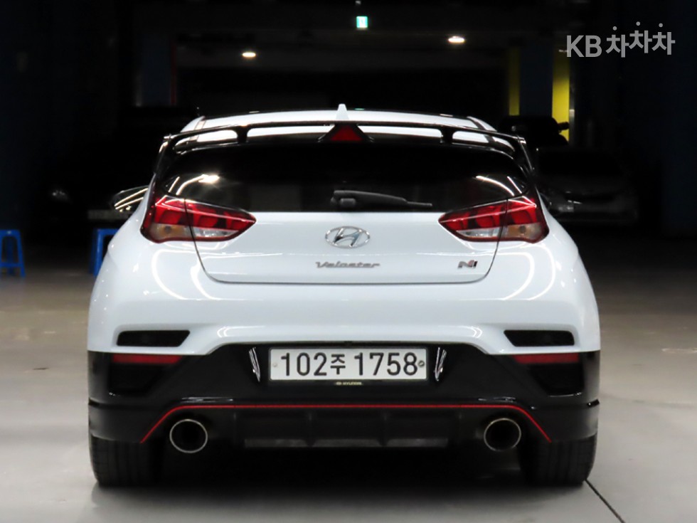 Hyundai Veloster — фото 3