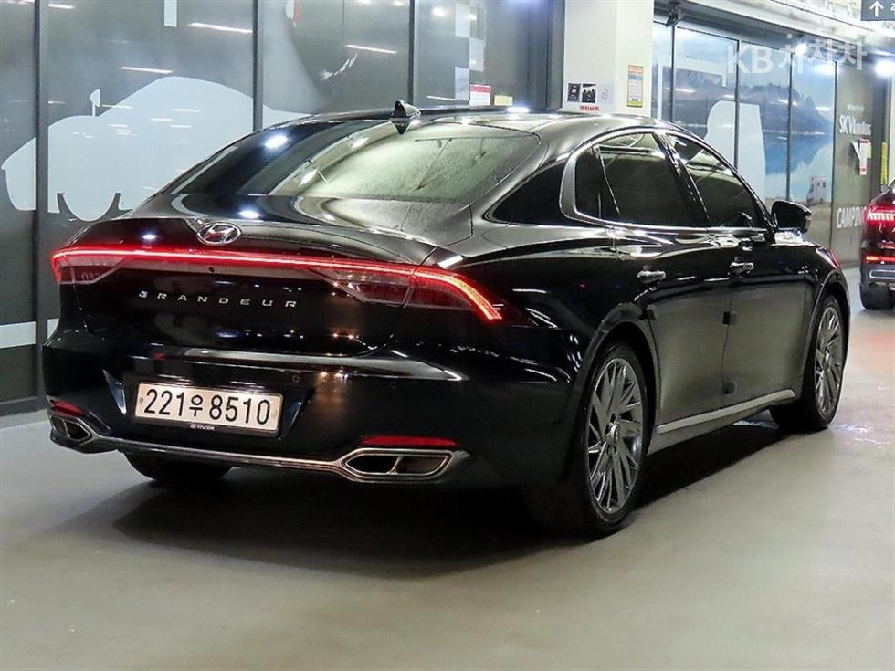 Hyundai Grandeur CALLIGRAPHY — фото 4