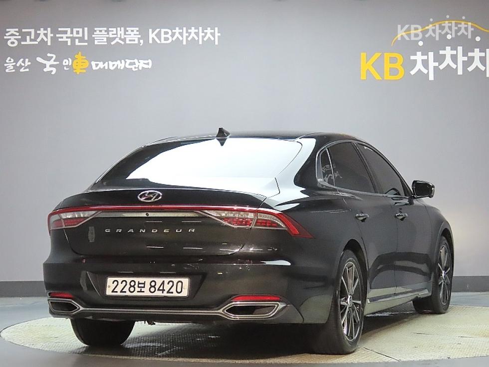 Hyundai Grandeur EXCLUSIVE — фото 2