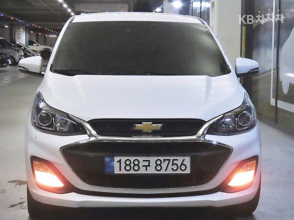 GM Korea Chevrolet Spark BASE MODEL — фото 2