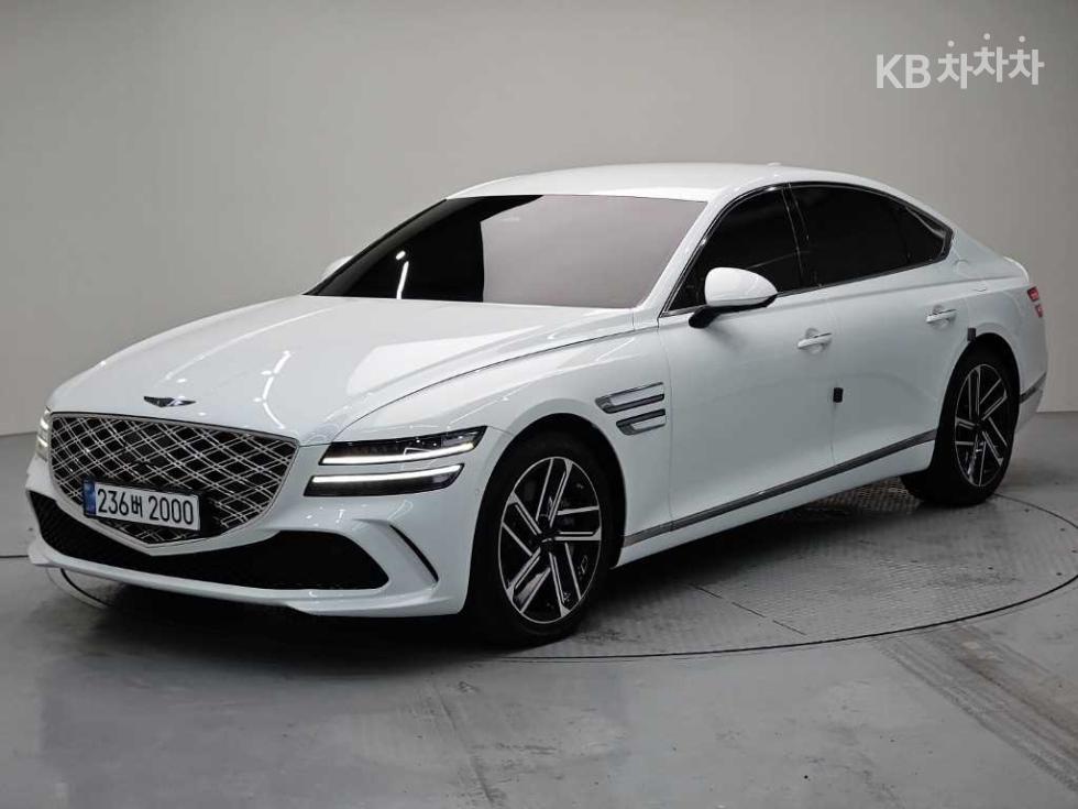 Genesis G80 — фото 1