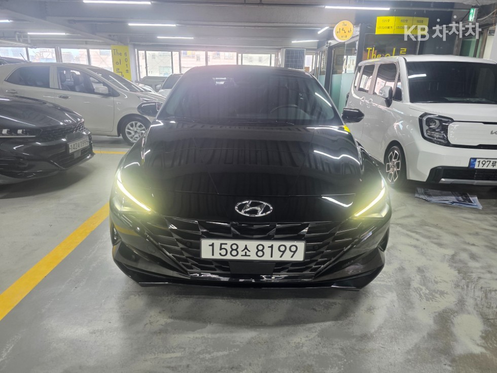 Hyundai Avante — фото 2