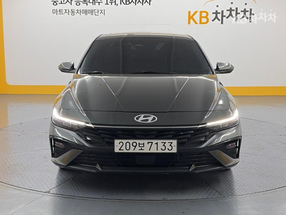 Hyundai Avante — фото 2