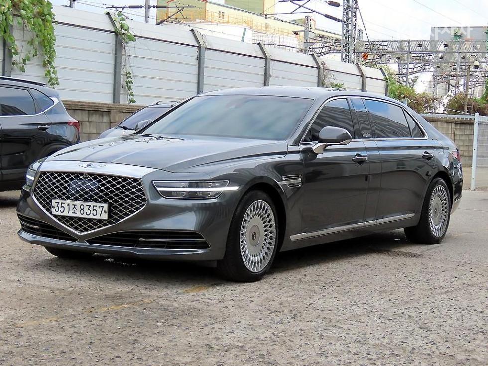 Genesis G90 Prestige Limousine — фото 2