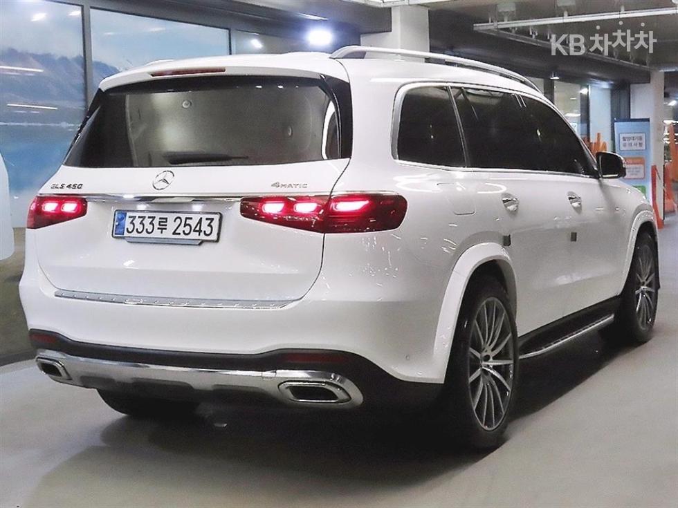 Mercedes-Benz GLS-Class BASE MODEL — фото 4