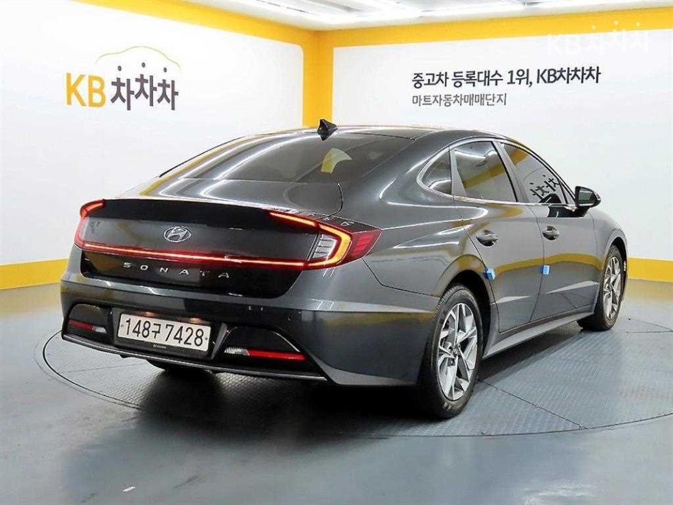 Hyundai Sonata Premium Family — фото 4