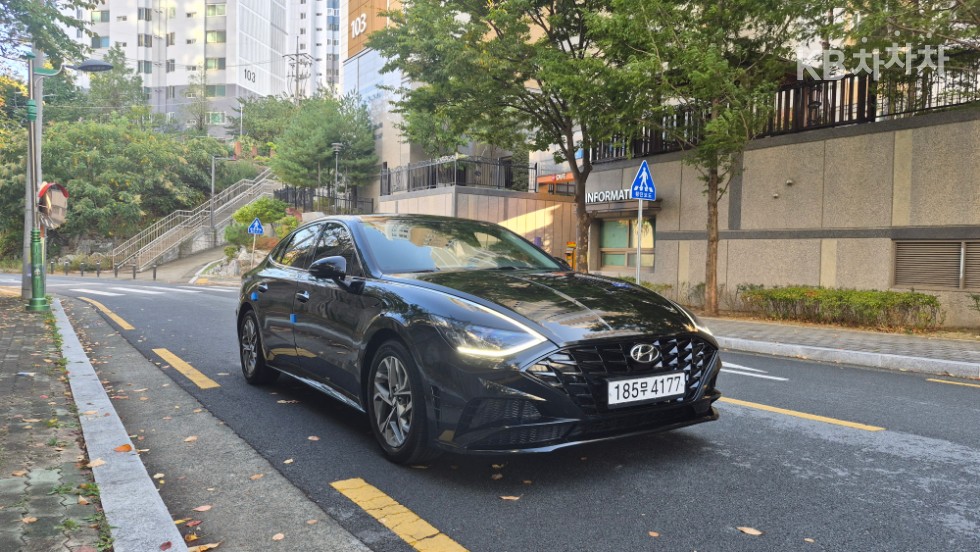Hyundai Sonata PREMIUM PLUS — фото 3