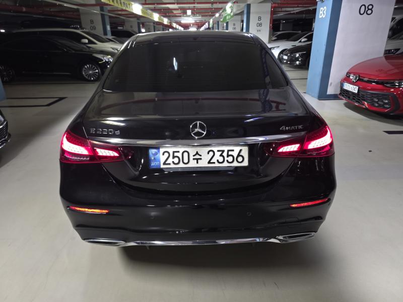 Mercedes-Benz E-Class AMG Line — фото 2