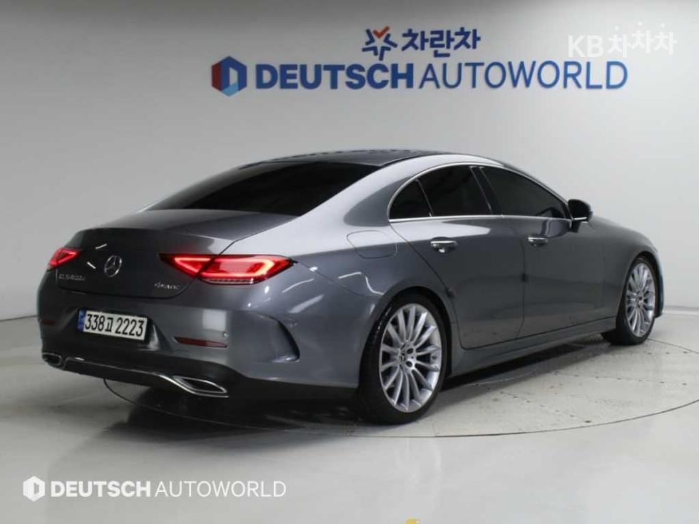 Mercedes-Benz CLS-Class BASE MODEL — фото 2