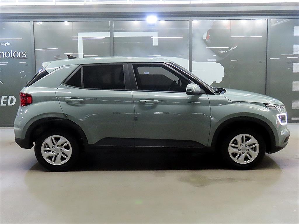 Hyundai Premium — фото 3
