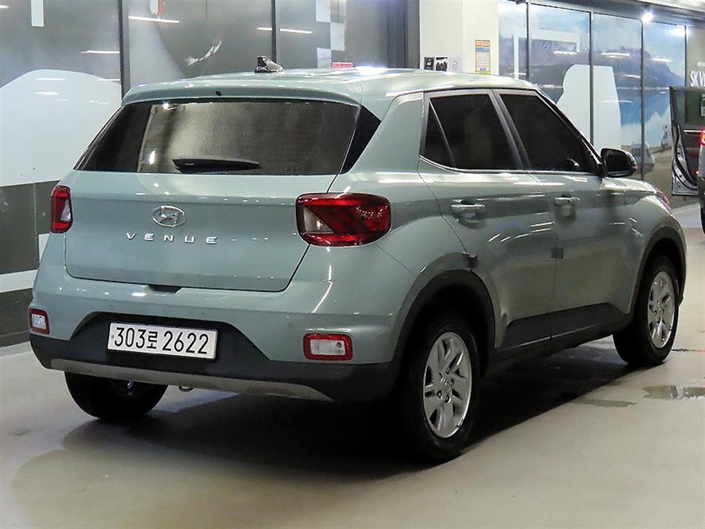 Hyundai Premium — фото 4
