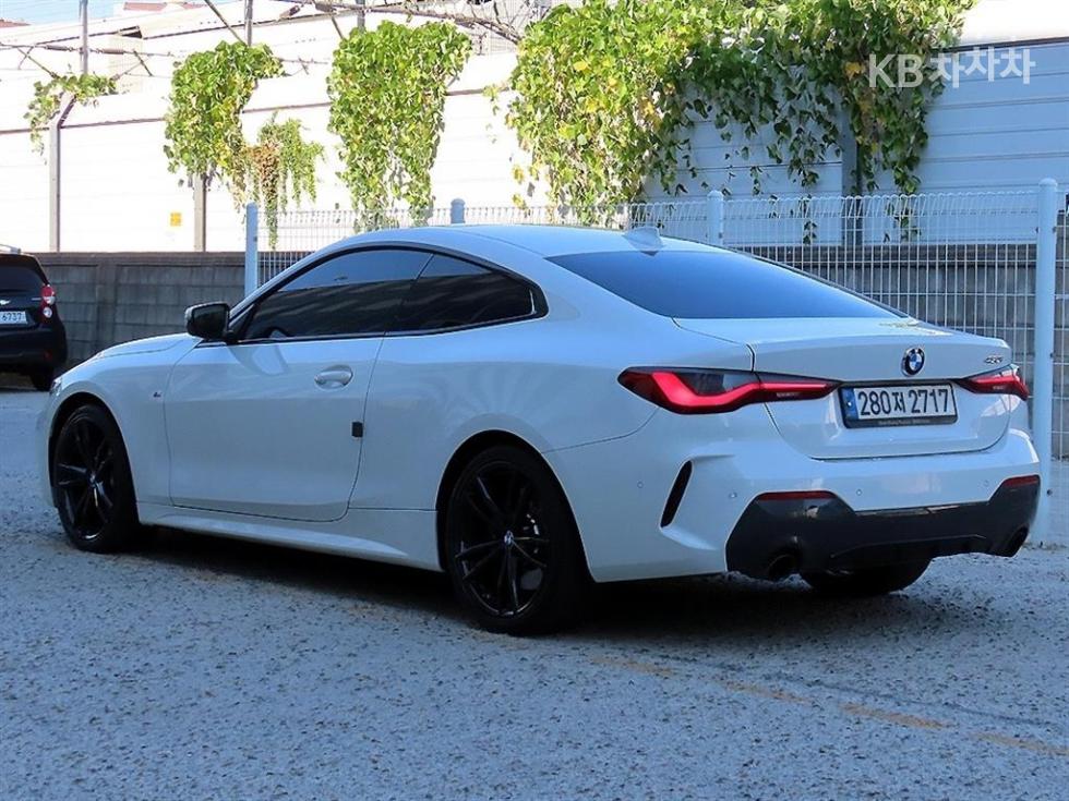 BMW 4 Series M Sport — фото 3