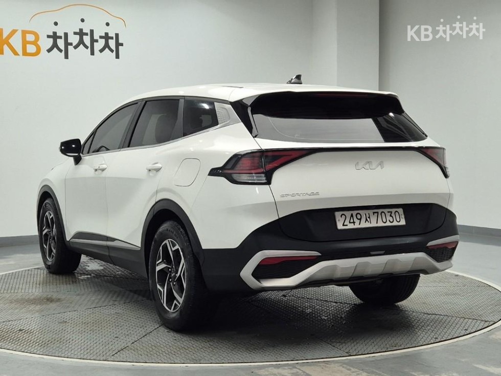 Kia Sportage TRENDY — фото 2