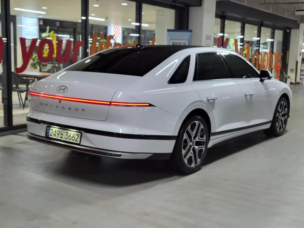 Hyundai Grandeur EXCLUSIVE — фото 4