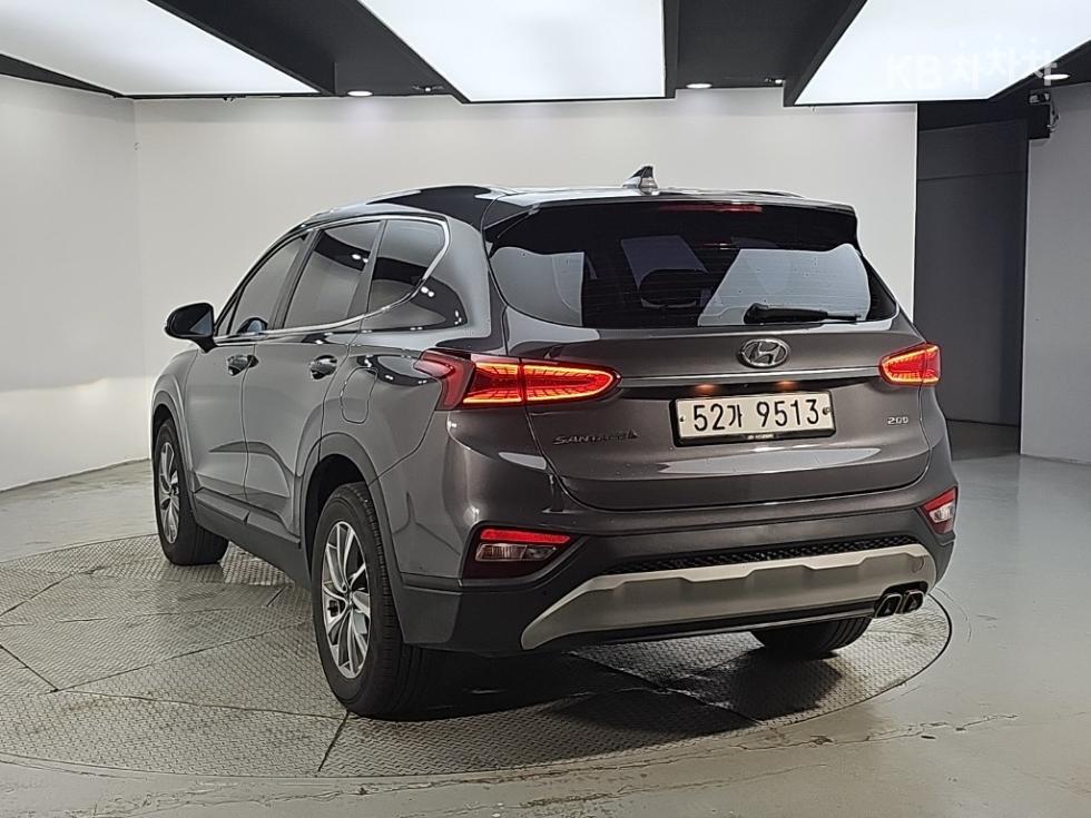 Hyundai Santa Fe — фото 3