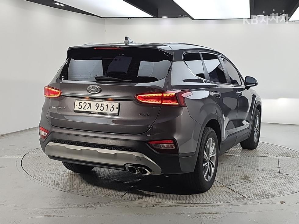 Hyundai Santa Fe — фото 4