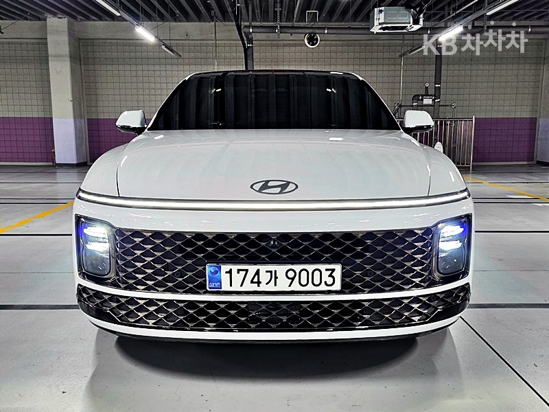 Hyundai Grandeur CALLIGRAPHY — фото 2