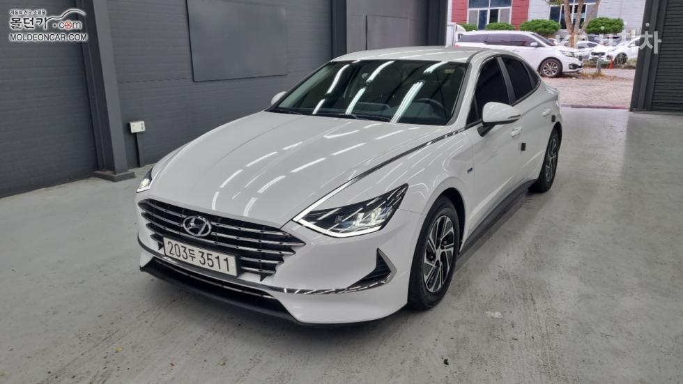 Hyundai Sonata Premium — фото 1