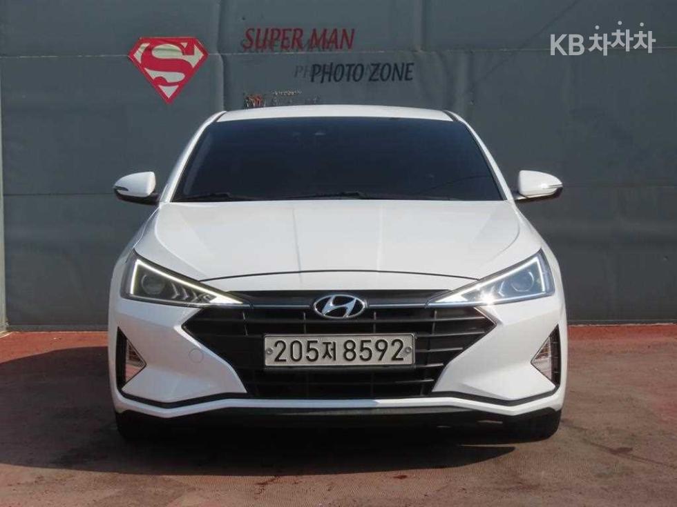 Hyundai Avante Smart — фото 1