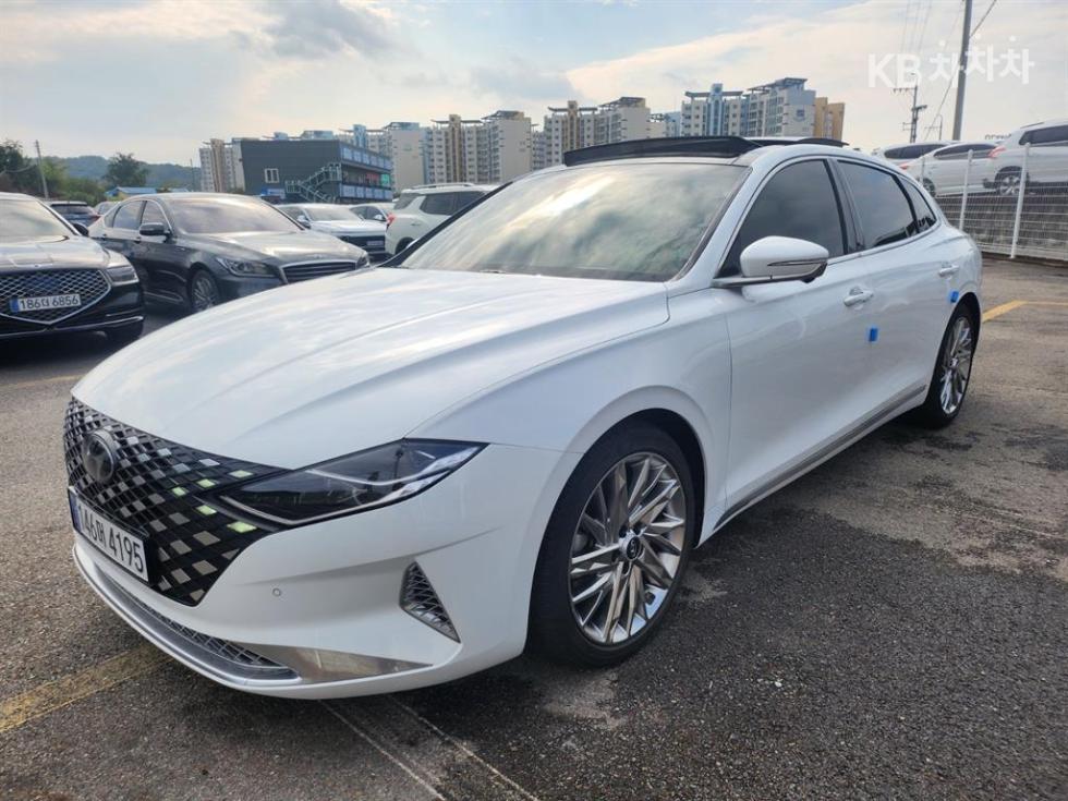 Hyundai Grandeur CALLIGRAPHY — фото 1