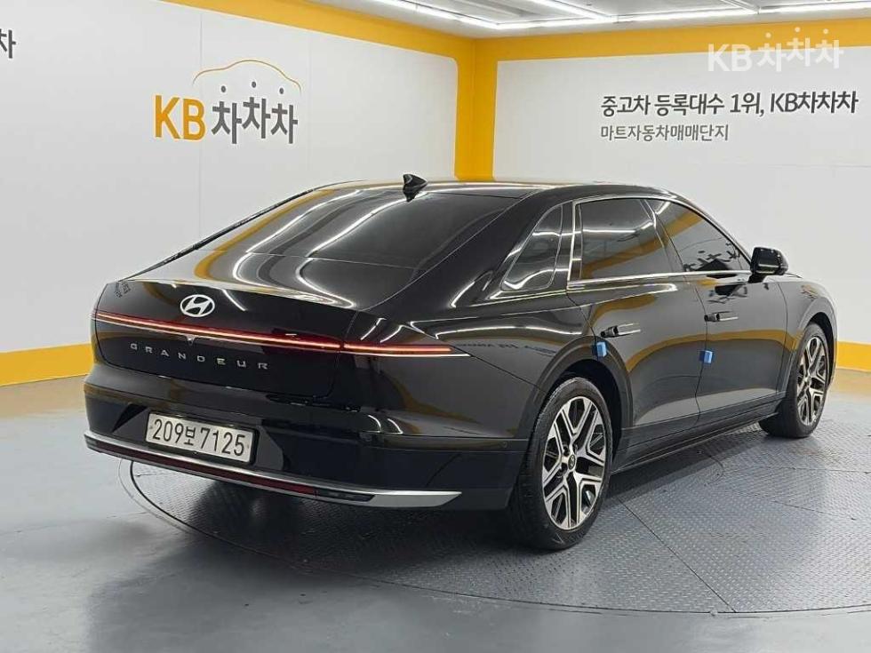 Hyundai Grandeur EXCLUSIVE — фото 4