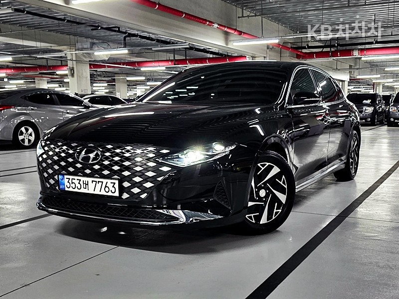 Hyundai Grandeur EXCLUSIVE — фото 1