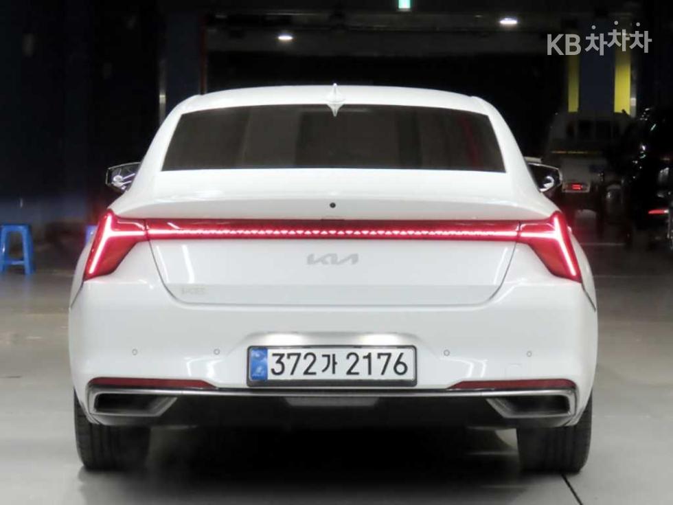 Kia K8 — miniaturë 3