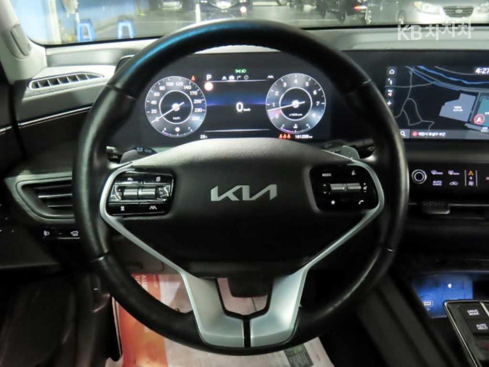 Kia K8 — miniaturë 9
