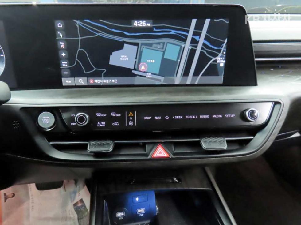 Kia K8 — miniaturë 11