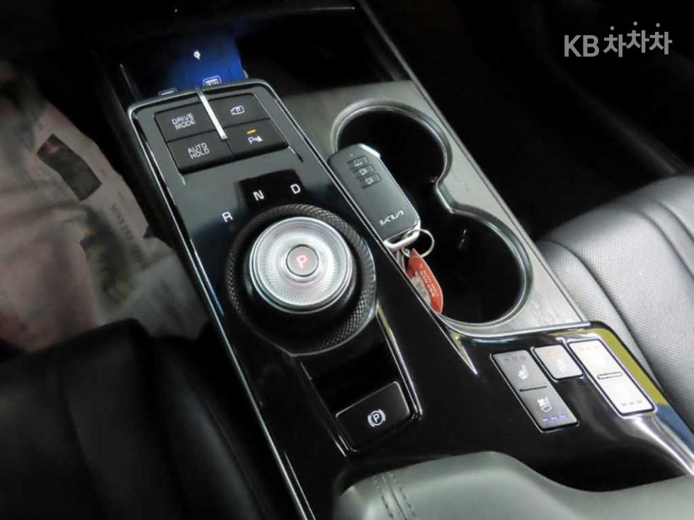 Kia K8 — miniaturë 12