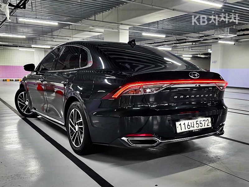 Hyundai Grandeur Premium Choice — фото 3