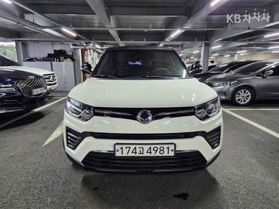 KG Mobility Tivoli BASE MODEL — фото 2