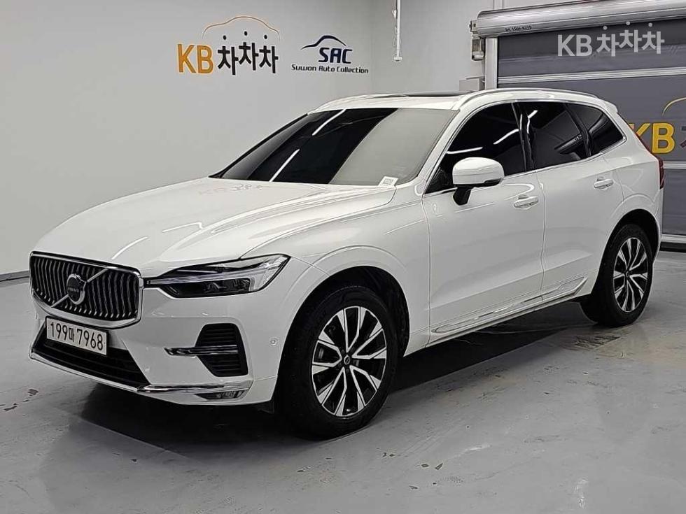 Volvo XC60 Plus Bright — фото 1